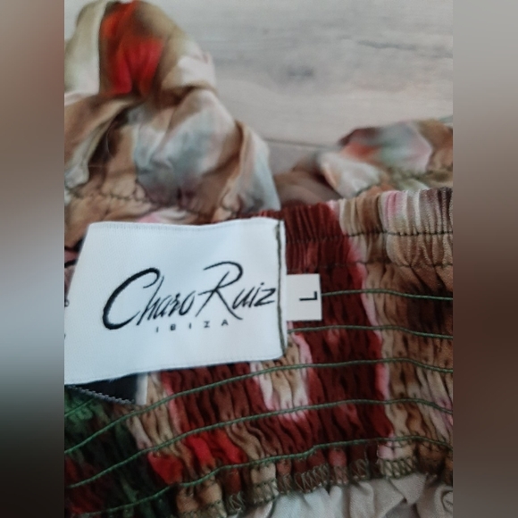 Skirt and top set - Picture 2 of 8